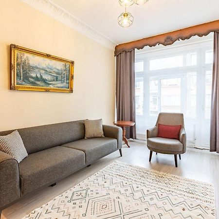 Charming Apartment Surrounded By Vibrant Attractions In Kadikoy Istanbul Exterior foto