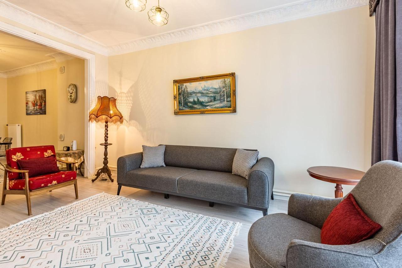 Charming Apartment Surrounded By Vibrant Attractions In Kadikoy Istanbul Exterior foto
