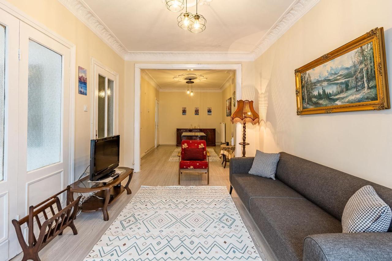 Charming Apartment Surrounded By Vibrant Attractions In Kadikoy Istanbul Exterior foto